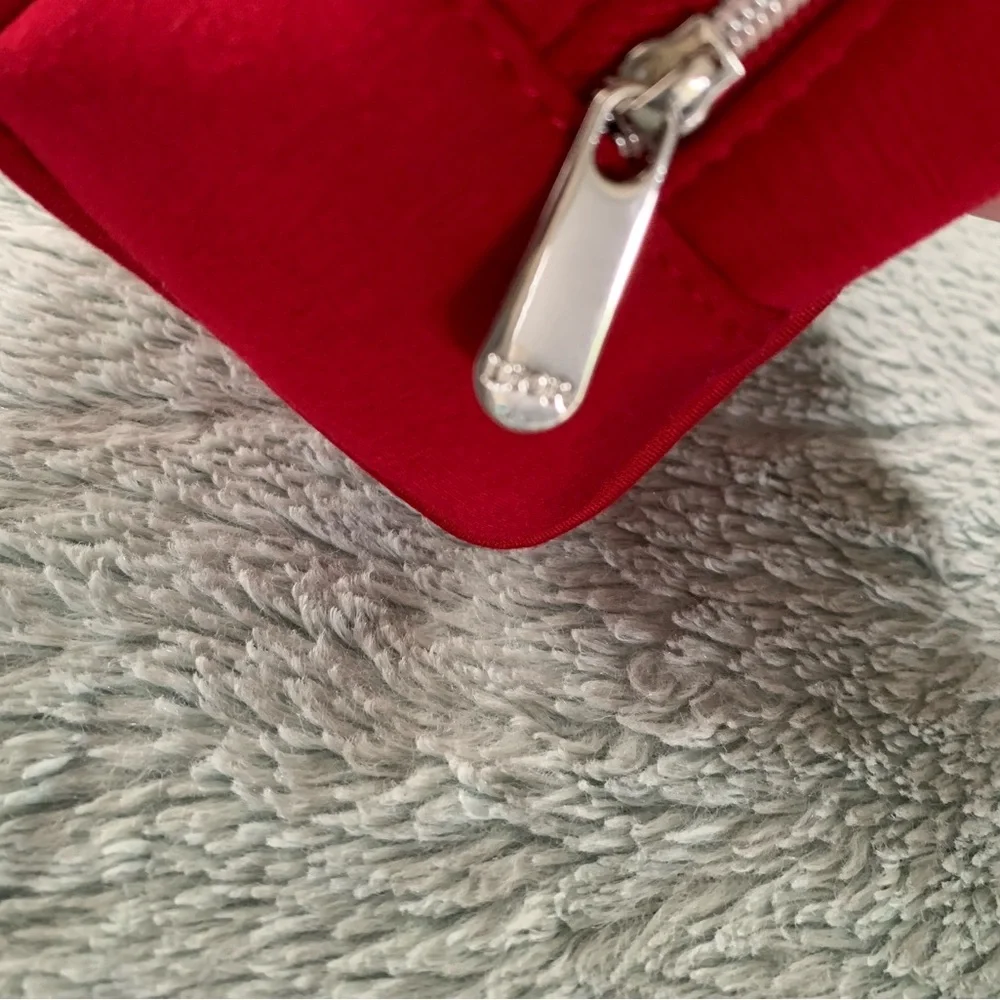 Dior Cosmetic Bag - Picture 6 of 9